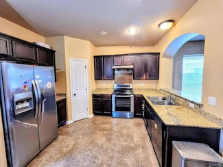 6916 Silver Springs Dr, Greenwell Springs, LA 70739