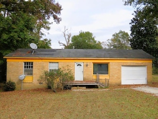 216 E Huson Cir, Orangeburg, SC 29115