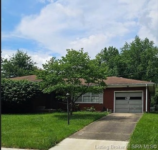 1133 Aebersold Dr, New Albany, IN 47150