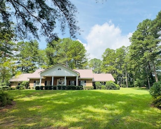 862 Highway 389, Houston, MS 38851