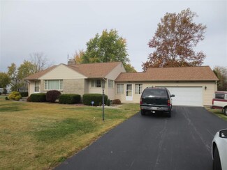 920 Louisedale Dr, Fort Wayne, IN 46808