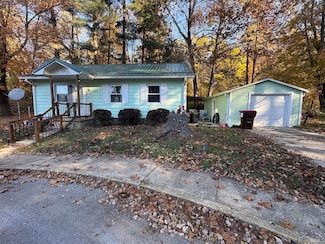 130 Earle St, Crane, IN 47522