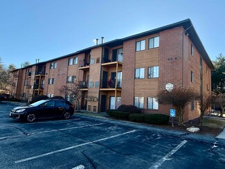 1536 Blackstone Dr, Nashua, NH 03063