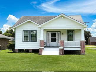1109 Simon St, Vacherie, LA 70090