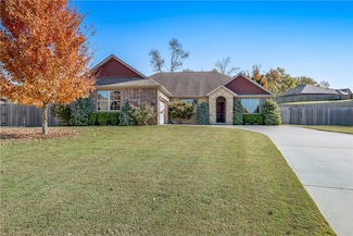 123 Cowans St, Lowell, AR 72745