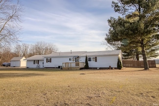 4555 E 250 S, Knox, IN 46534