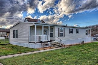 104 Clifton St, Derry, PA 15627