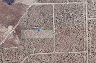 142 Amber St, Mojave, CA 93501