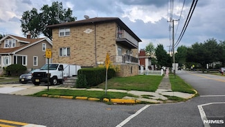 302 E Harriet Ave, Palisades Park, NJ 07650