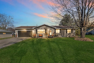 2305 Lawraine St, Marshfield, WI 54449