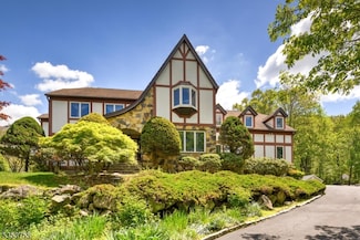 62 Ketch Rd, Morristown, NJ 07960