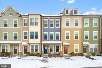 8841 Shady Pines Dr, Frederick, MD 21704
