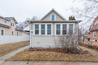 1120 Jackson St, North Chicago, IL 60064