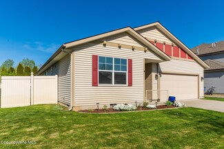 1277 N Pyroclast St, Post Falls, ID 83854