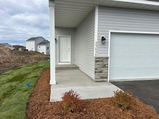 23636 Lily St NW, Isanti, MN 55040