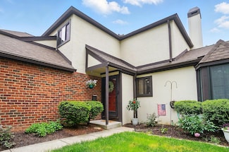 127 Saint Michelle St Unit 35-B, Worthington, OH 43085