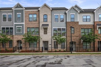 820 Kenway Ave, Roswell, GA 30076