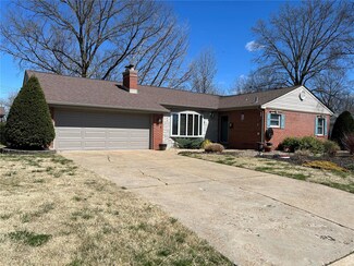 1515 1st Pkwy, Washington, MO 63090