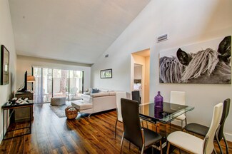 212 Wood Dale Dr, Wellington, FL 33414