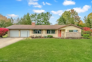 6769 Melridge Dr, Painesville, OH 44077