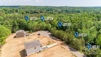 2084 Country Place, Hickory, NC 28655