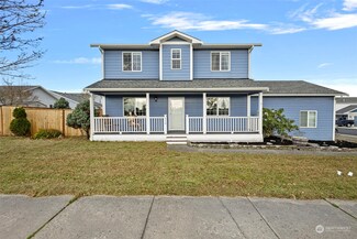 210 NE 10th Ave, Oak Harbor, WA 98277