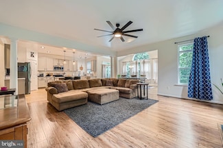 30 Shady Tree Ct, Delta, PA 17314