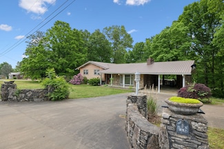 614 Beech St, Centerville, TN 37033
