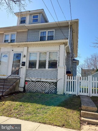 221 Linden Ave, Oaklyn, NJ 08107