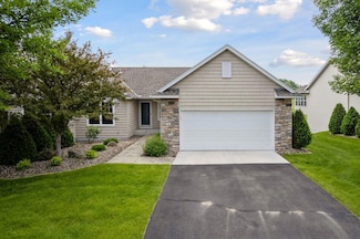 2117 14th St NE, Faribault, MN 55021