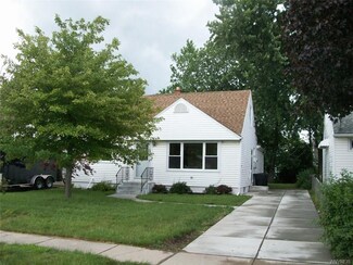 57 Ermann Dr, Buffalo, NY 14217