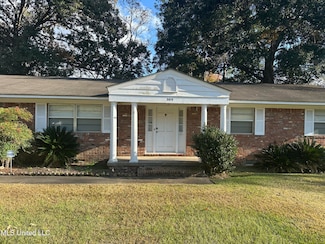 309 S Shields Ln, Natchez, MS 39120