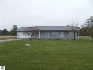 1737 Towerline Rd, Hale, MI 48739