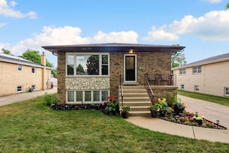 4613 Madison Ave, Brookfield, IL 60513