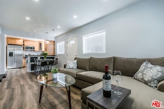 4407 Irvine Ave, North Hollywood, CA 91602