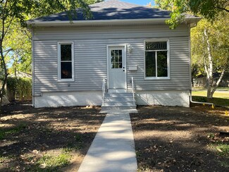202 S 2nd Ave, Streator, IL 61364