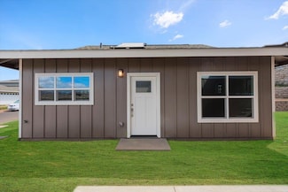 160 Oliona St, Makawao, HI 96753