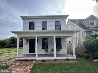 1606 Charles St, Fredericksburg, VA 22401