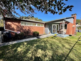 104 Mercer Ave, Matoaka, WV 24736
