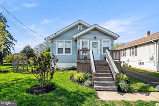1332 Plum St, Upper Chichester, PA 19061