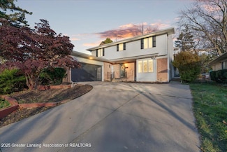 1418 Chester Rd, Lansing, MI 48912