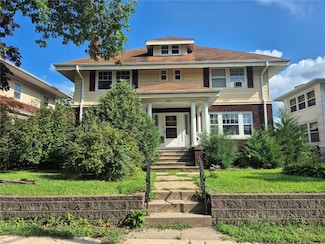 1831 2nd Ave SE, Cedar Rapids, IA 52403