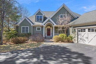 19 Hearthstone, Plymouth, MA 02360