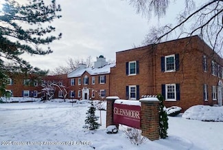 615 Glenmoor Rd Unit 2A, East Lansing, MI 48823
