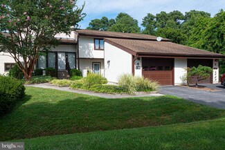 11710 Riverview Dr Unit 4, Berlin, MD 21811