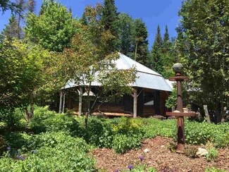 66 Brook Rd, West Burke, VT 05871