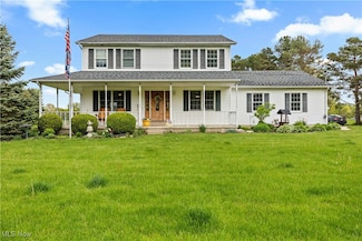 6116 Barnes Rd N, Vermilion, OH 44089