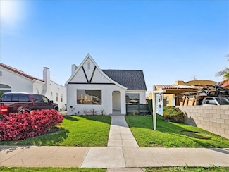 7827 S Hobart Blvd, Los Angeles, CA 90047