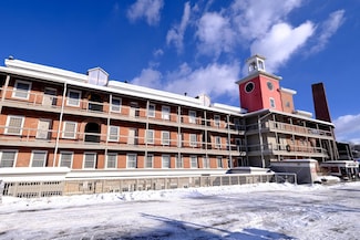 145 Main St Unit 210, Ludlow, VT 05149