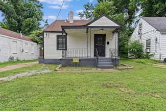 882 N Bingham St, Memphis, TN 38108